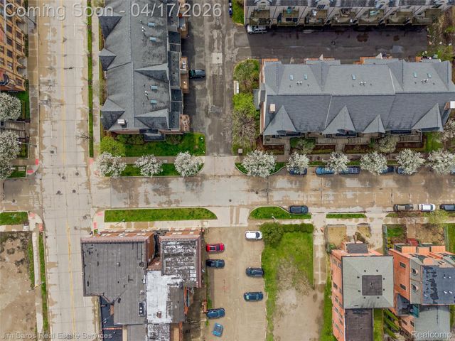 86 Adelaide Street, Detroit, MI 48201