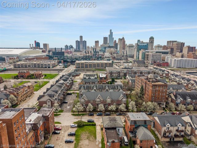 86 Adelaide Street, Detroit, MI 48201
