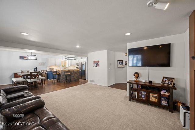 19861 Highland Ridge Drive, Eagle River, AK 99577