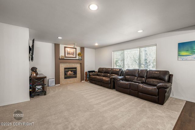 19861 Highland Ridge Drive, Eagle River, AK 99577