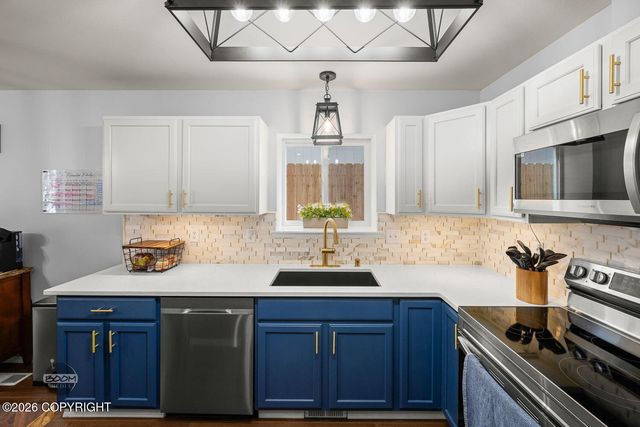 19861 Highland Ridge Drive, Eagle River, AK 99577