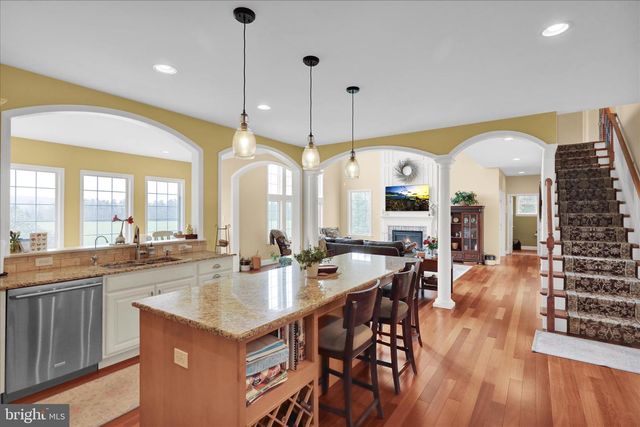 3 BEECHWOOD DR, Shoemakersville, PA 19555