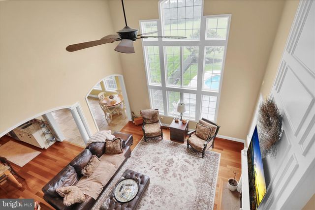 3 BEECHWOOD DR, Shoemakersville, PA 19555