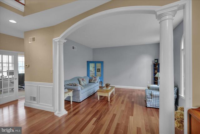 3 BEECHWOOD DR, Shoemakersville, PA 19555