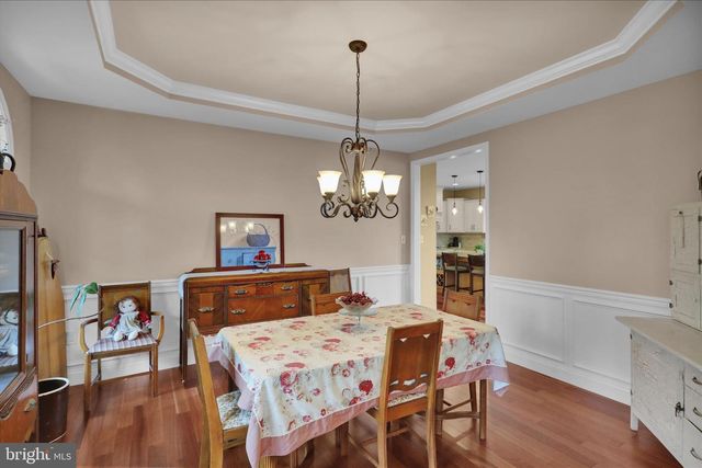 3 BEECHWOOD DR, Shoemakersville, PA 19555