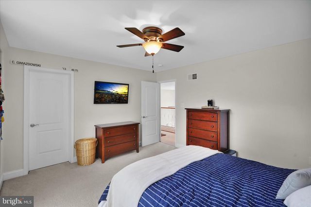 3 BEECHWOOD DR, Shoemakersville, PA 19555