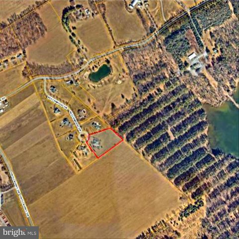3 BEECHWOOD DR, Shoemakersville, PA 19555