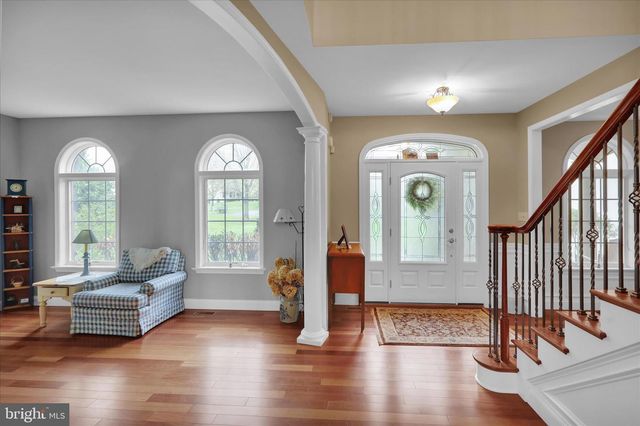 3 BEECHWOOD DR, Shoemakersville, PA 19555