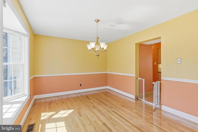 76 COLONIAL CIR, Thornton, PA 19373