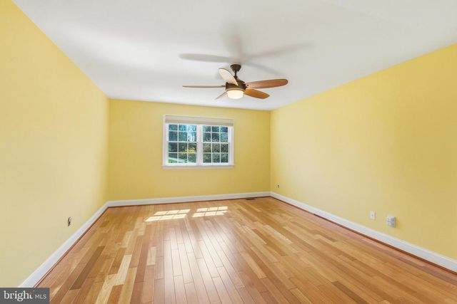 76 COLONIAL CIR, Thornton, PA 19373
