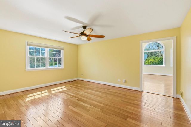 76 COLONIAL CIR, Thornton, PA 19373