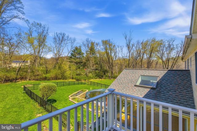 76 COLONIAL CIR, Thornton, PA 19373