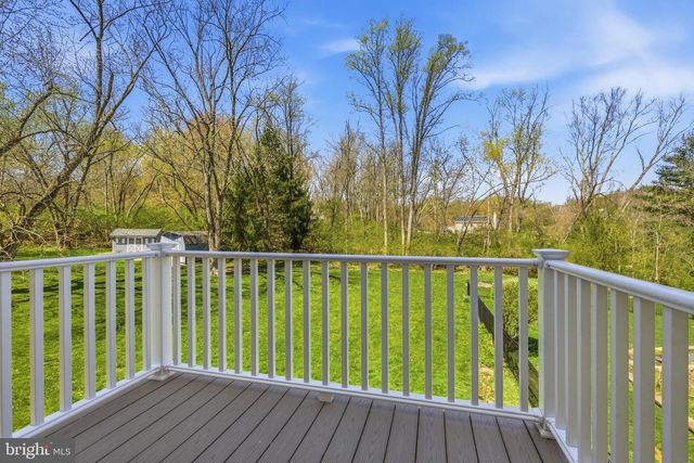 76 COLONIAL CIR, Thornton, PA 19373