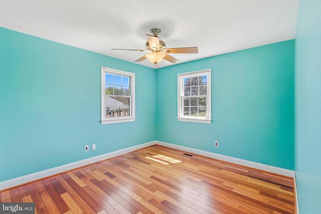 76 COLONIAL CIR, Thornton, PA 19373