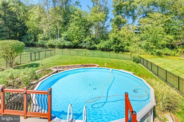 76 COLONIAL CIR, Thornton, PA 19373