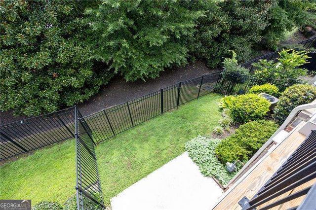 122 Barkley Lane, Sandy Springs, GA 30328