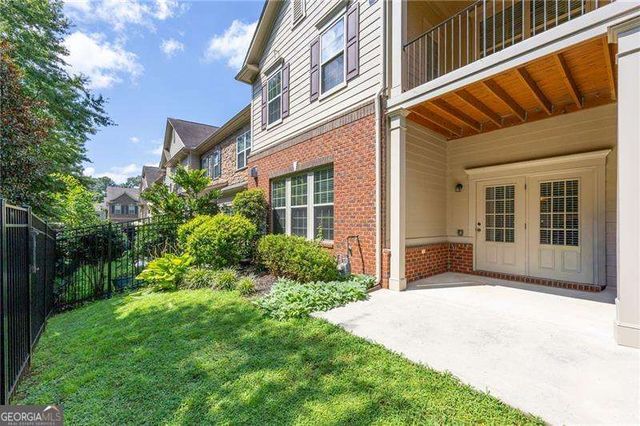 122 Barkley Lane, Sandy Springs, GA 30328