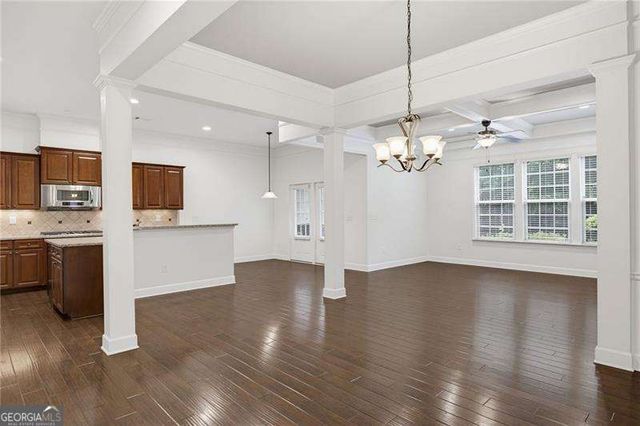 122 Barkley Lane, Sandy Springs, GA 30328