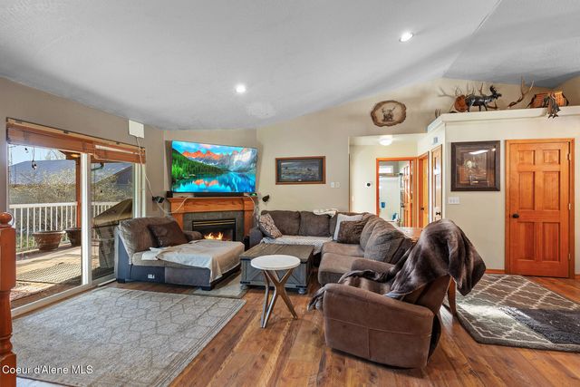 1562 W Laramie AVE, Rathdrum, ID 83858