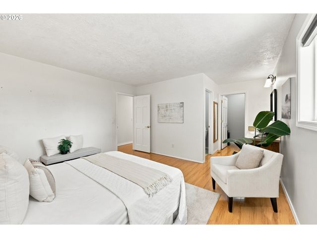 340 PATRICIA Dr, Gladstone, OR 97027