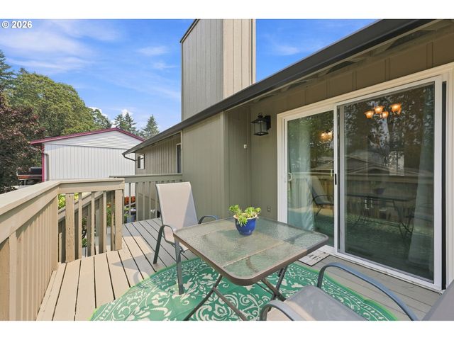 340 PATRICIA Dr, Gladstone, OR 97027