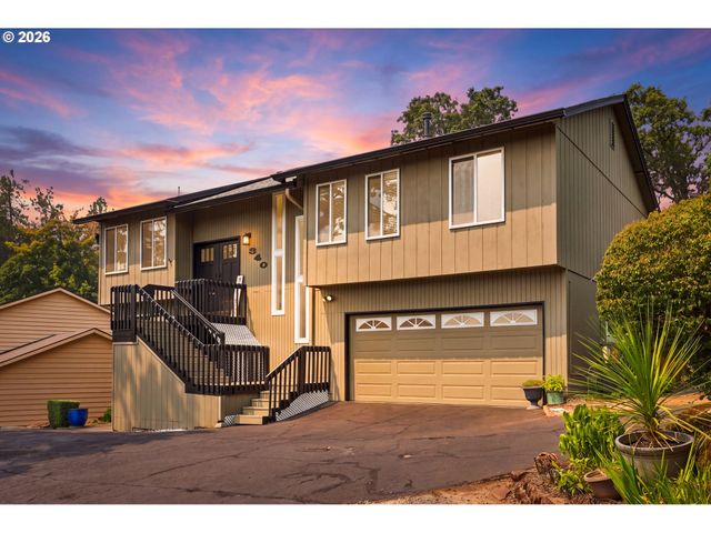 340 PATRICIA Dr, Gladstone, OR 97027