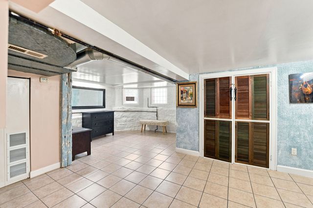 7439 S Ellis Avenue, Chicago, IL 60619