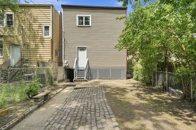 7439 S Ellis Avenue, Chicago, IL 60619