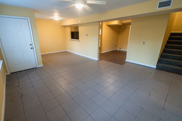 1900 Holmes St Apt B, Tallahassee, FL 32310
