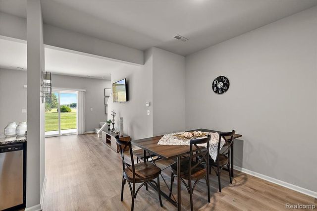 28108 Delano Drive Unit 8H, Chesterfield, MI 48051