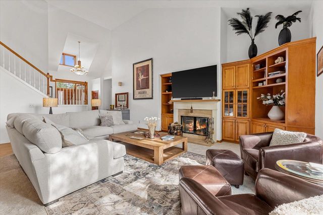 4319 Wood Duck WAY, Racine, WI 53403