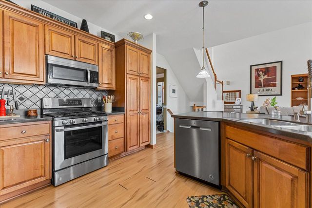 4319 Wood Duck WAY, Racine, WI 53403