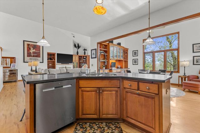 4319 Wood Duck WAY, Racine, WI 53403