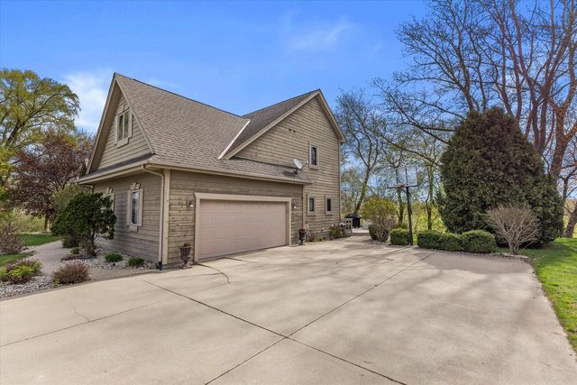 4319 Wood Duck WAY, Racine, WI 53403