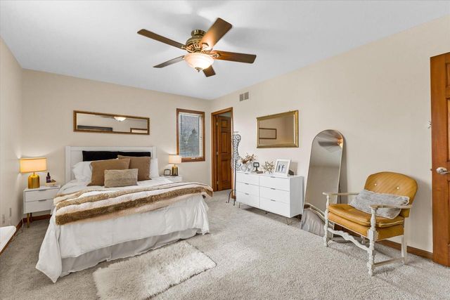 4319 Wood Duck WAY, Racine, WI 53403