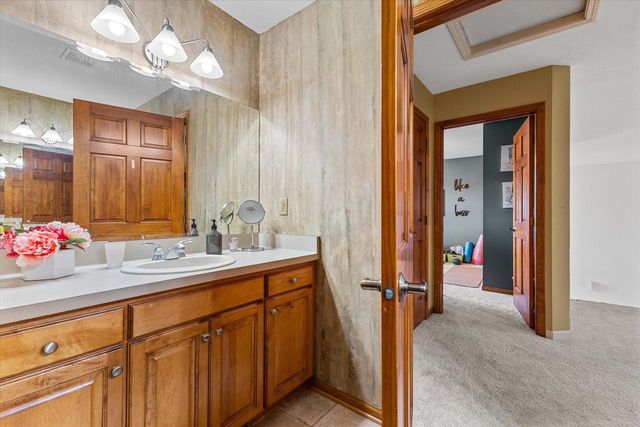 4319 Wood Duck WAY, Racine, WI 53403