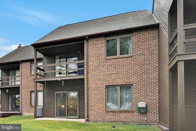 107 VILLAGE RD, Orwigsburg, PA 17961