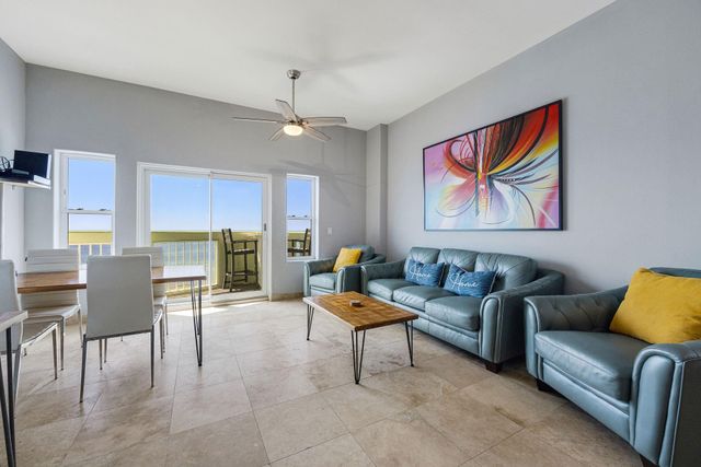 9420 Seawall Boulevard 903, Galveston, TX 77554
