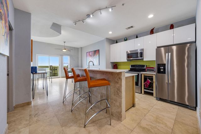 9420 Seawall Boulevard 903, Galveston, TX 77554