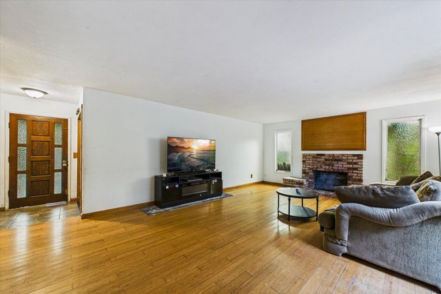 5864 Walnut Drive, Cutten, CA 95503