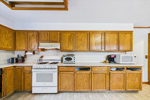 5864 Walnut Drive, Cutten, CA 95503