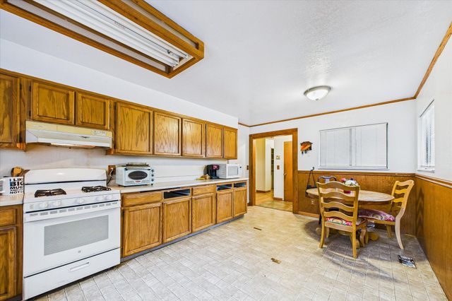 5864 Walnut Drive, Cutten, CA 95503