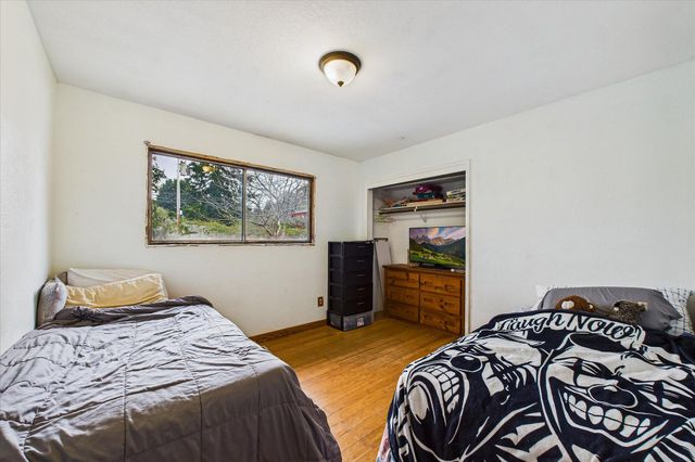 5864 Walnut Drive, Cutten, CA 95503