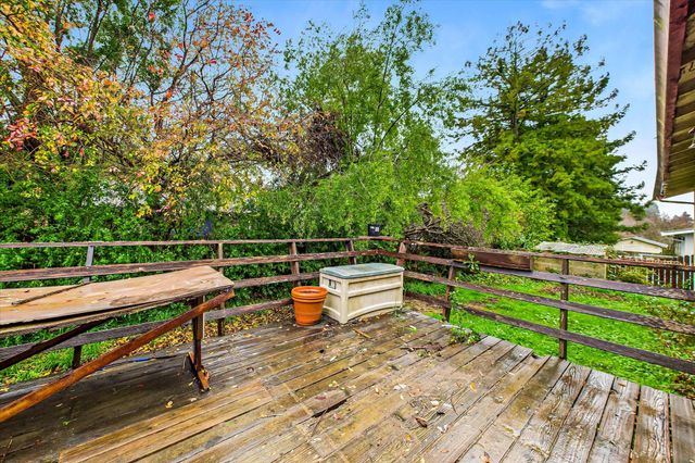 5864 Walnut Drive, Cutten, CA 95503