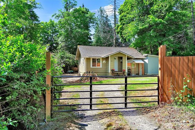 5000 Lakewood Road, Stanwood, WA 98292