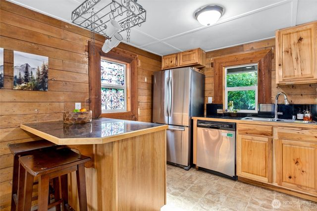 5000 Lakewood Road, Stanwood, WA 98292