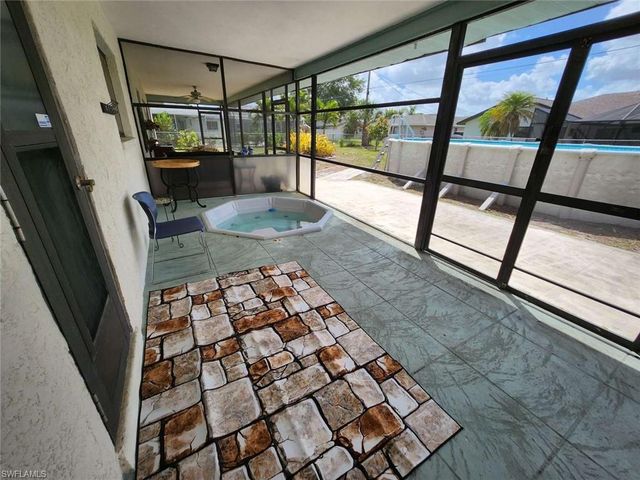 1924 Bolado PKWY, Cape Coral, FL 33990