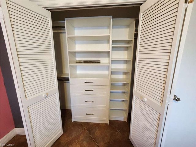 1924 Bolado PKWY, Cape Coral, FL 33990