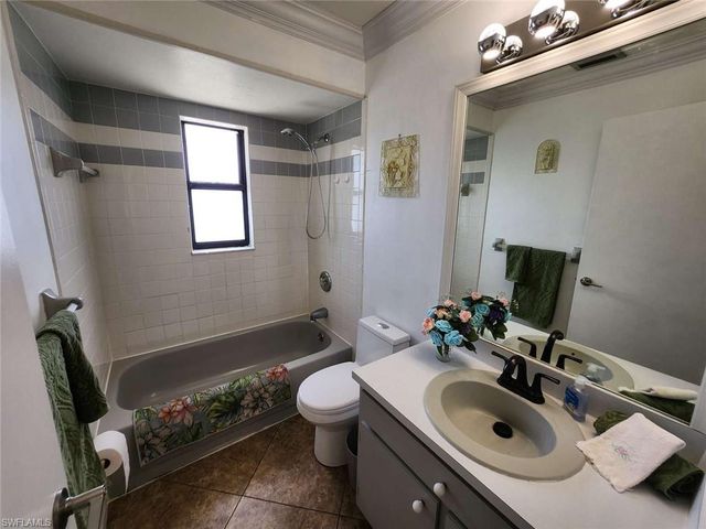 1924 Bolado PKWY, Cape Coral, FL 33990