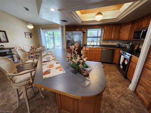 1924 Bolado PKWY, Cape Coral, FL 33990